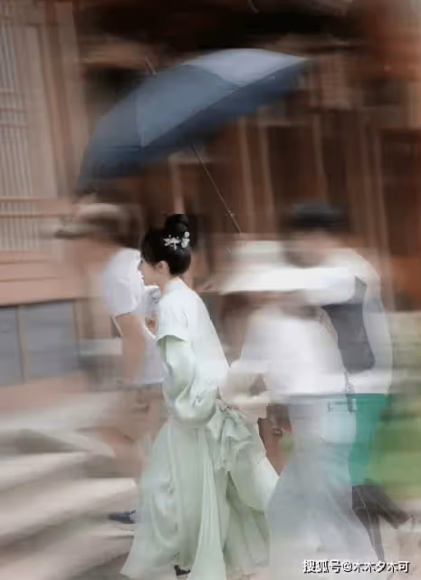 任嘉倫新劇開機,好似小南辰王活了過來,李蘭迪也好靈動