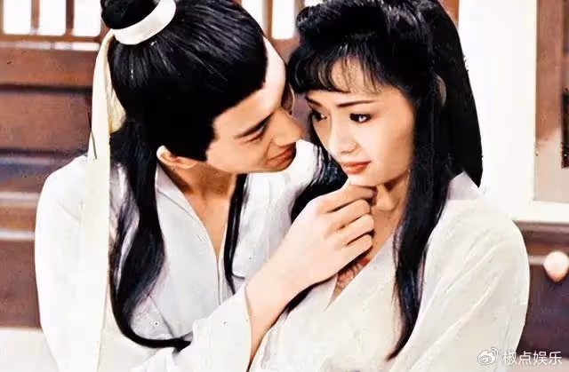 只脫不露的風月皇后,與男友相守26年不婚不育,如今孤獨終老