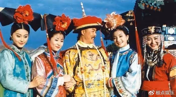 「玩弄」9個女人,3個孩子3個媽,他一個外籍藝人憑什麼如此囂張?