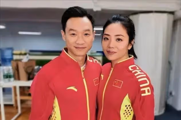 楊威曝婚變後回應:15年婚姻艱難,三觀不同溝通困難,工資全上交