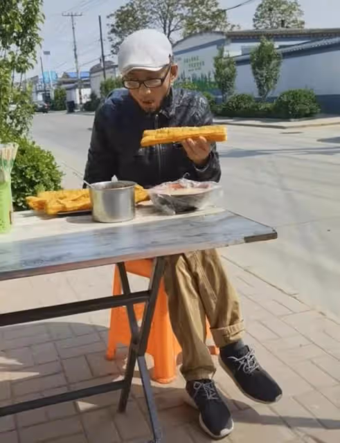 歌手阿寶拒絕再上星光大道，生病狀態差走路困難，吃藥多年變化大