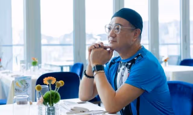 順其自然!65歲TVB男星曝與女友相處像母子,渴望當爸但年紀超齡