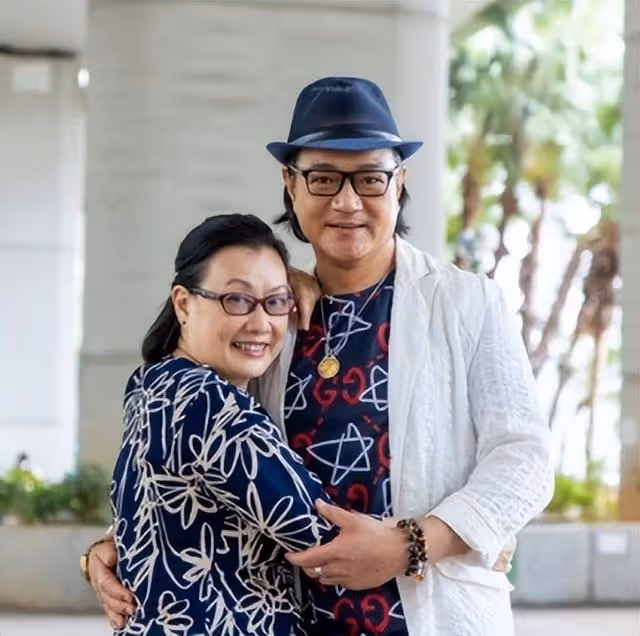 順其自然!65歲TVB男星曝與女友相處像母子,渴望當爸但年紀超齡