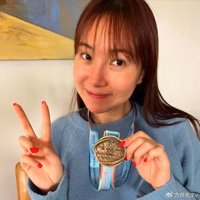 楊祐寧官宣二胎產女,自稱想再生2個!妻子15分鐘順產,孕期只胖14斤