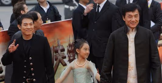 李連杰4個女兒近照:前妻女兒20年不曾見父親,現任女兒最受寵