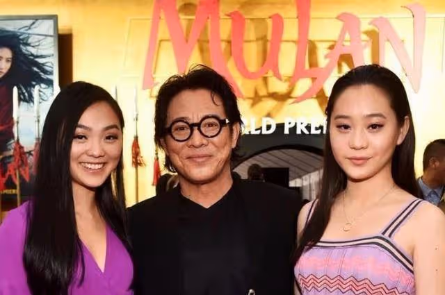 李連杰4個女兒近照:前妻女兒20年不曾見父親,現任女兒最受寵
