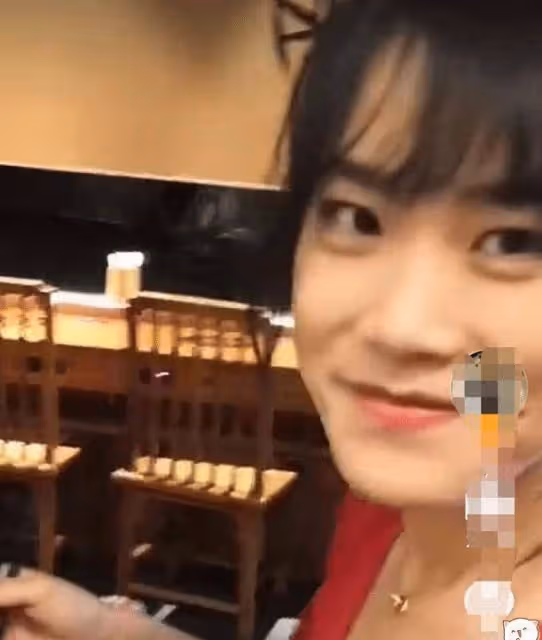 跟易烊千璽長得最像的女生火了!看清正臉那瞬間,確定不是親兄妹?