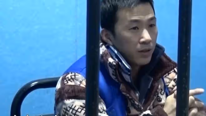 37歲男子愛上29歲女子，卻忘記自己早已結婚生子，妻子毫不知情