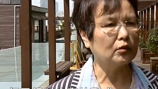 26歲男子與48歲女友相戀3年，遭母親反對：她不願意給老人沖喜