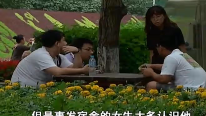 農民工與女大學生網戀,拋妻棄子後,又釀成悲劇:她想與我分手