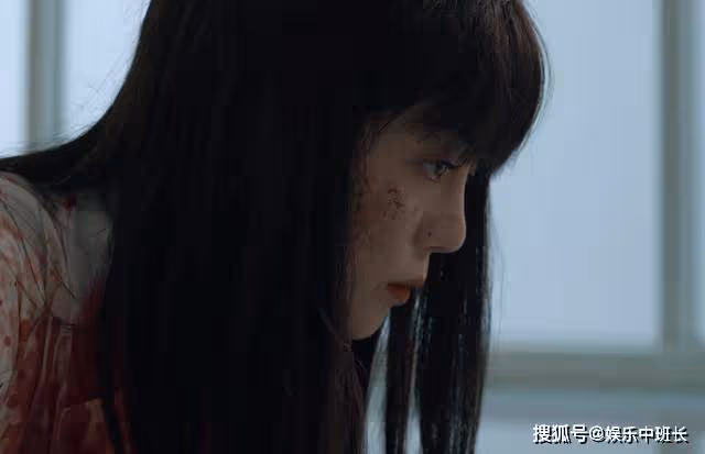 《曾少年》男友一輝下線，秦茜用一條斷腿，懲罰了自己的家人