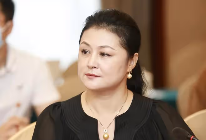 於月仙的妹妹開麵館生意好,張學松重回赤峰說媽媽和弟弟都挺好