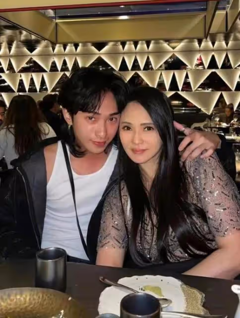 哈利泰國拍攝女裝寫真,伊能靜大方支持兒子,還幫忙安排攝影師