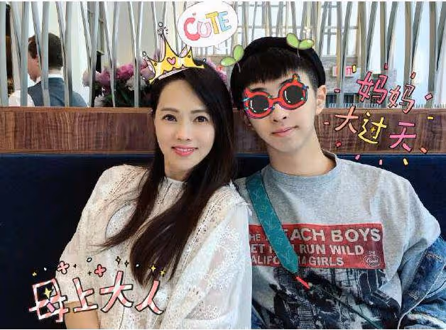 哈利泰國拍攝女裝寫真,伊能靜大方支持兒子,還幫忙安排攝影師