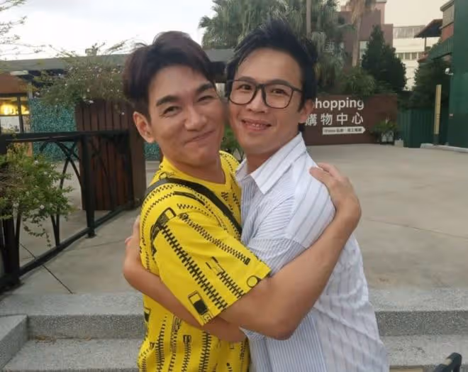 突發!52歲男星宣布確診大腸癌,飲食健康每天健身仍得病情緒崩潰