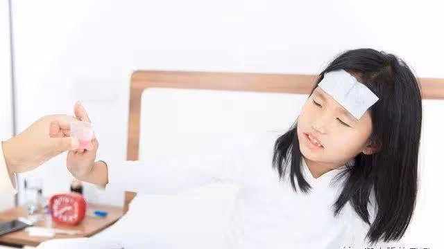 兄弟向我借五萬,我沒回復,第二天發現妻子把錢轉給他了
