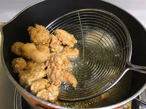 鹽酥雞，一家人都愛❤吃！