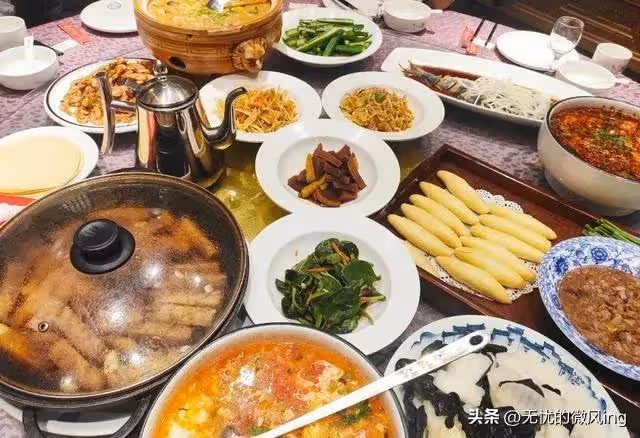 婆婆手術八千,請客吃飯一萬多,我說看病誰請客,公公說沒錢我請