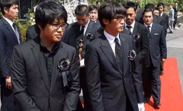 韓女星張真英葬禮，剛結婚三天，宋慧喬、金柱赫、安在旭悼念