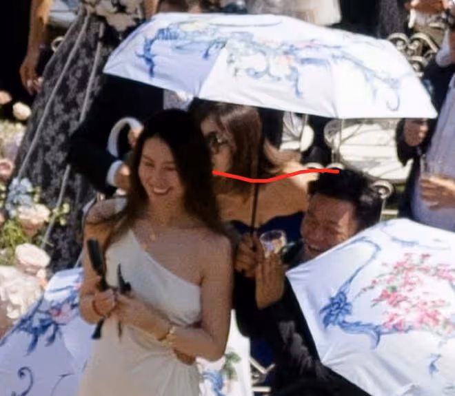 王寶強馮清合體，被嘲像是白雪公主與小矮人！
