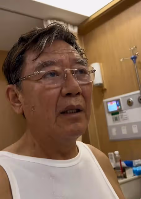 李立群在杭州醫院吃飯靠朋友救濟，批評兒子女兒不尊老愛幼