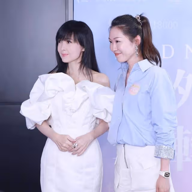 周慧敏分享工作vlog,分享美麗和自信,55歲仍舊熱愛自己的事業