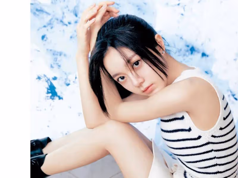 18歲趙今麥曬照,上大學後濃妝換成素顏,這顏值變化美翻了