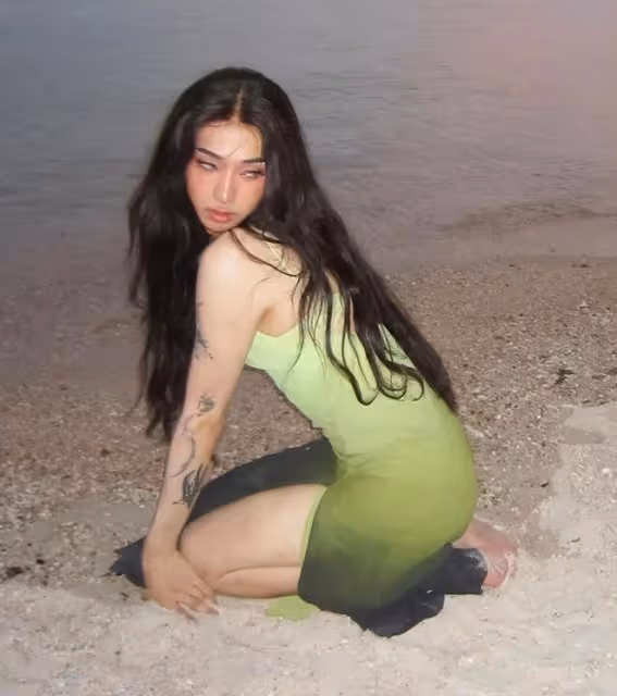 庾澄慶圍觀21歲兒子直播,哈利幫爸爸宣傳演唱會,父子倆歡樂互動