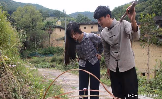 故事:老公接公婆來住,下班看到侄子侄女後,我賣掉了陪嫁房