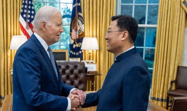 賴清德要「竄美」,中美關係掀起大浪?謝鋒大使警告,解放軍戰巡
