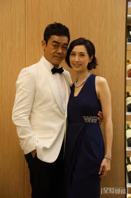 結婚 25 年,劉青雲習慣獨自去拍戲,但出國一定要帶郭藹明!