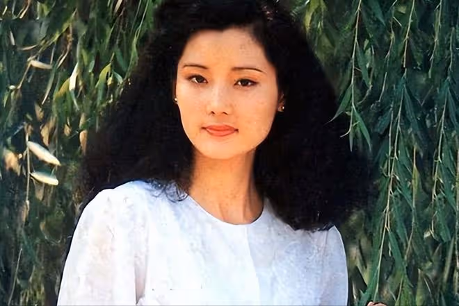 「幾百萬排戲,戲呢?錢呢?」何賽飛的靈魂拷問,升華了郭德綱