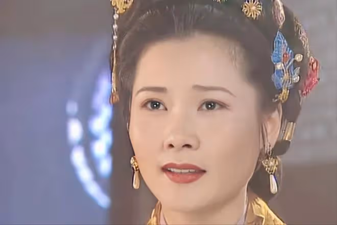 「幾百萬排戲,戲呢?錢呢?」何賽飛的靈魂拷問,升華了郭德綱