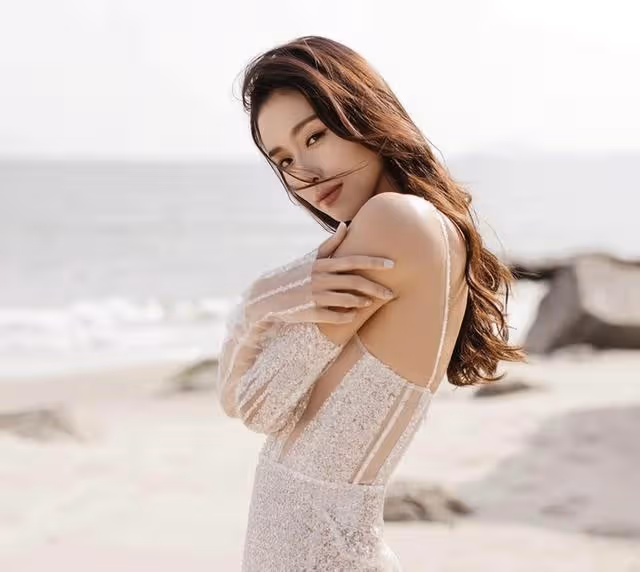 恭喜!TVB人氣女星突然宣布結婚,顏值高身材豐滿獲封長腿女神