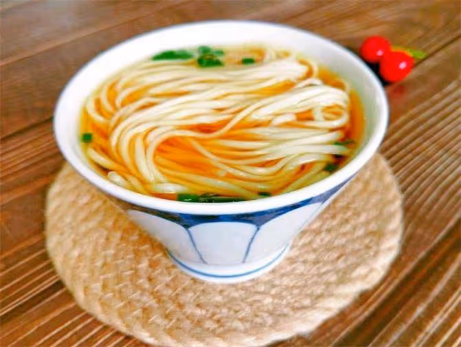 愛吃麵條的一定要收藏,教你在家做陽春麵,湯鮮味美,簡單實惠