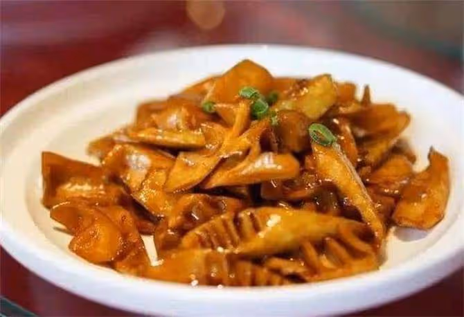 油燜筍的經典做法,全程不加一滴水,醬汁濃郁,鮮嫩入味超下飯