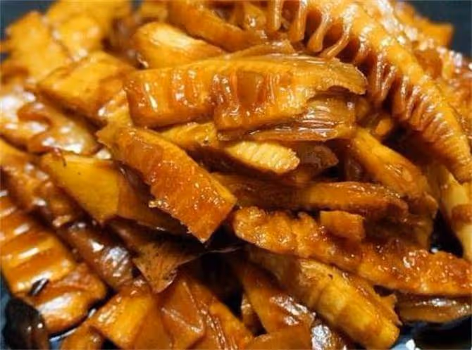油燜筍的經典做法,全程不加一滴水,醬汁濃郁,鮮嫩入味超下飯