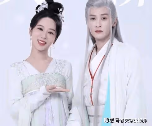 《長相思》是根據哪個小說改編的?《長相思》小夭最後和誰在一起了?