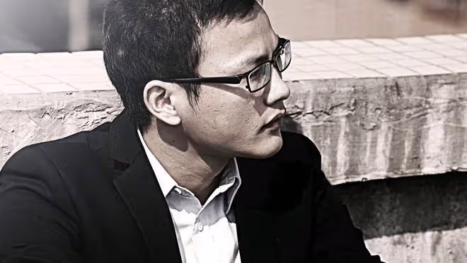 婚禮頭天晚上，新郎突然消失了，婚禮當天才回來，新娘當眾悔婚