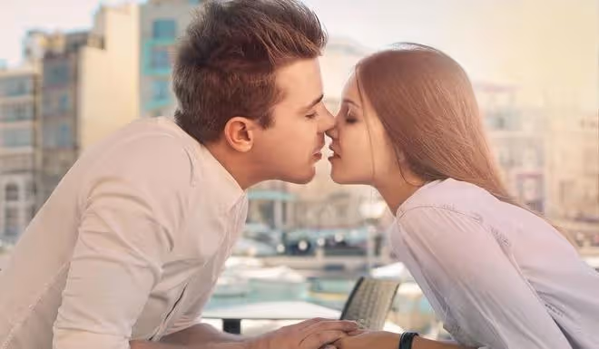 婚後女人出軌的原因是什麼?3個40歲女人的經歷,給人警醒