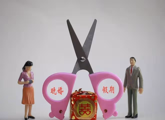 「等我玩膩了,就找個老實男人嫁了」,35歲大齡女最後栽了跟頭