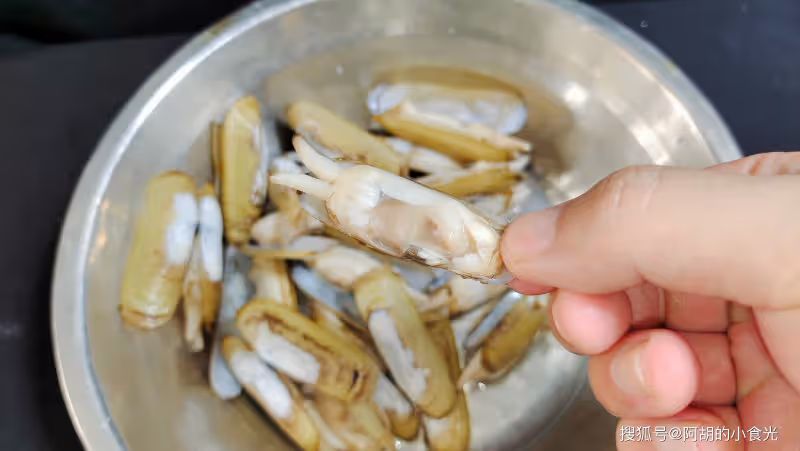 不愧是「夏季養生第一菜」,全身是寶!蒸一蒸出鍋,高鉀高蛋白,流汗多要多吃