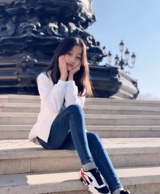 曾因長得太好看被全網禁止整容!多年過去現在長成怎麼樣了!