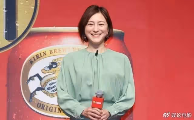 日本國民女神宣布離婚,否認出軌到出軌道歉,最終宣布結束婚姻