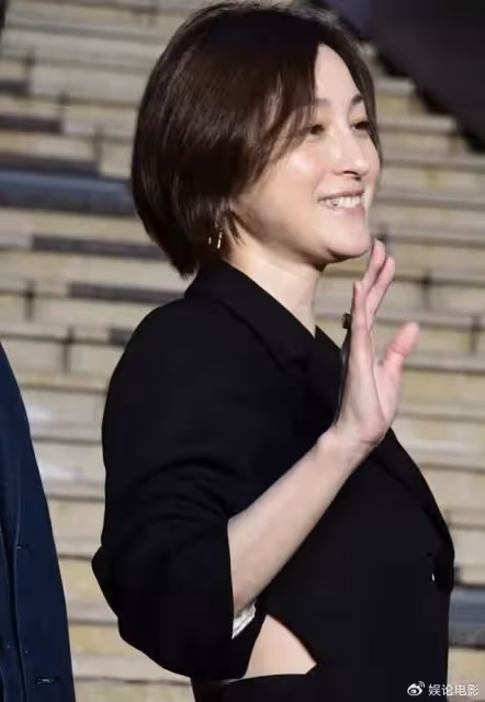 日本國民女神宣布離婚,否認出軌到出軌道歉,最終宣布結束婚姻