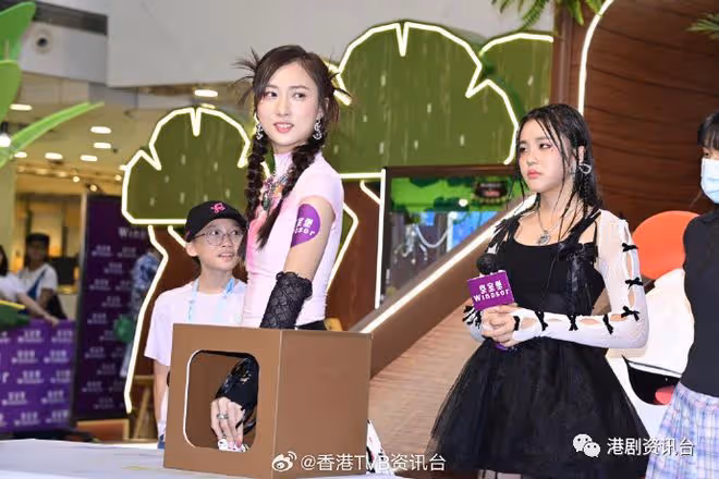 鍾柔美恭喜炎明熹升大學不知有推薦!姚綽菲出完活動即返紐西蘭