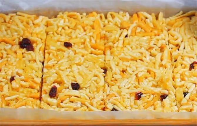 一塊沙琪瑪等於幾碗飯?看似簡單的話題,卻在社交媒體引起了熱議