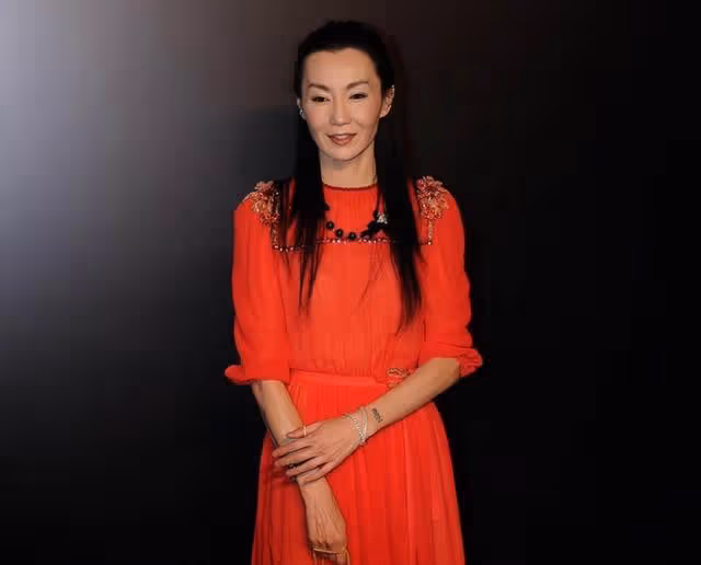 傳香港知名女星移居英國生活,逛奢侈品店被偶遇,拒絕再復出拍戲