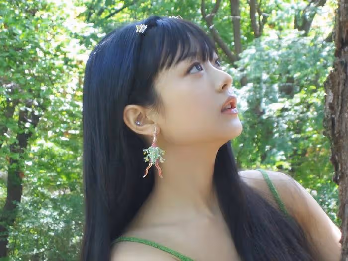 18歲韓女星對人生感到後悔?她的魅力俘獲網友,期待職業生涯巔峰