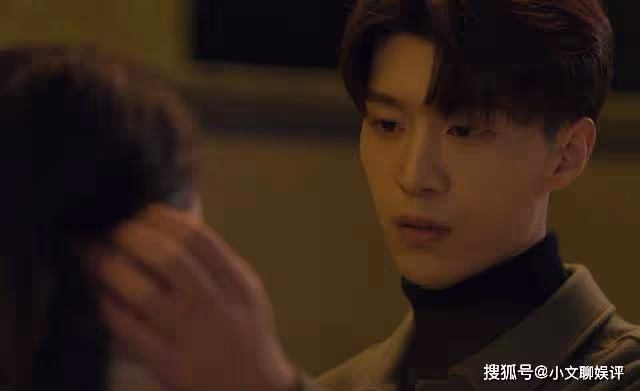 《曾少年》楊澄為何酷愛摩挲謝喬的耳垂？這是他做過最靠譜的一件事